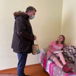 15-летней Алене из села Еткуль подарили планшетный компьютер
