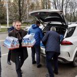 Депутат Госдумы Дмитрий Пирог поздравил с Новым годом детей из многодетной семьи, медиков детской городской больницы и ветеранов войны и труда в Темрюке