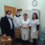 Депутат Александр Фетисов продолжает волонтерскую деятельность