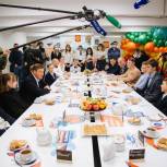 Курянин принял участие во встрече единороссов с юными героями в Москве