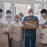 В Вязниковском районе медицинским сотрудникам передали сладкие подарки в рамках акции «Спасибо врачам»
