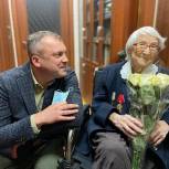 Депутат Госдумы Евгений Попов навестил 104-летнего ветерана войны