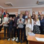 В Спас-Деменске юным гражданам страны вручили главный документ – паспорт гражданина РФ