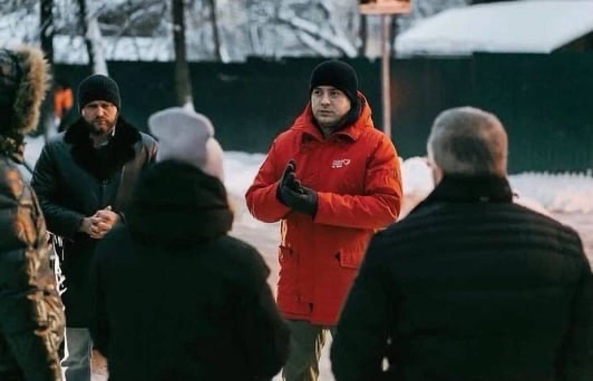 В Чехове продолжается активная уборка снега