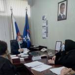 Депутат Ильяс Мамаев провел прием граждан в приемной «Единой России»