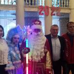 Депутат Сергей Никонов исполнит новогодние желания двух юных уральцев с «Елки желаний»