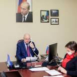 Вадим Супиков оказал содействие в ремонте асфальтового покрытия возле многоквартирного дома