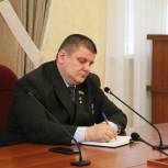 Герой России Александр Постоялко провел дистанционный прием жителей Клетнянского района