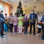В Волгоградской области в рамках акции «ВитаминЕР» волонтеры доставили несколько тонн фруктов в больницы и социальные учреждения