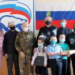 В Воронежской области депутат «Единой России» передал подарки многодетным семьям