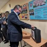 Олег Васильев избран секретарем местного отделения партии «Единая Россия» Сеймского округа города Курска