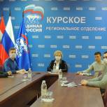 Андрей Турчак встретился с лидерами мобильного приложения «Единой России» «ВВЕРХ»