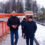 Олег Голиков проверил благоустройство набережной города Нязепетровска