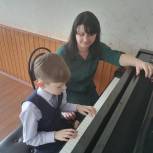 Для музыкальной школы села Волово закупили новые инструменты