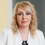Депутат Заксобрания Ульяна Леванова поздравила амурчан с Днём Героев Отечества