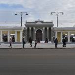В Торговом городке открылась Новогодняя ярмарка