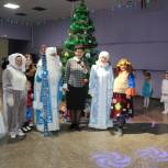 Новогоднее представление для детей наших бойцов организовали в Моркинском районе
