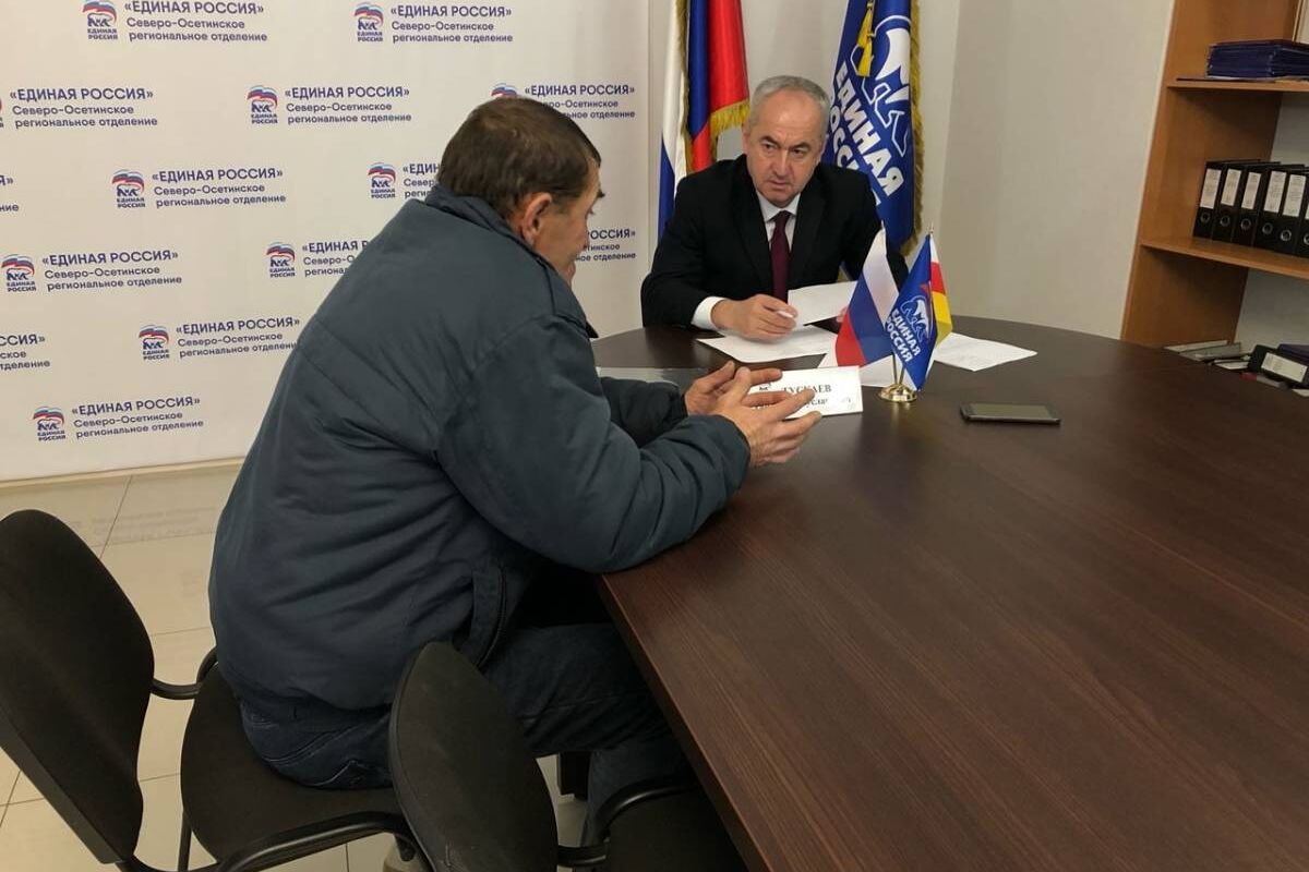 При содействии спикера Парламента Северной Осетии Таймураза Тускаева малоимущей семье из Владикавказа будет оказана адресная помощь