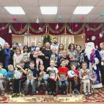В Нижегородской области «Единая Россия» поздравила с Новым годом воспитанников детского дома