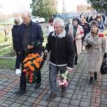 В Тбилисском районе посещают места захоронений неизвестных солдат