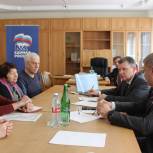 Сенатор Российской Федерации от Республики Адыгея Александр Наролин провел прием граждан по личным вопросам в Тахтамукайском районе