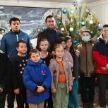 В Северной Осетии «Единая Россия» организовала праздник для детей из ЛДНР