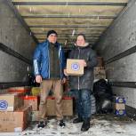 Три тонны гуманитарной помощи отправили московские единороссы в ПВР в Воронежской области