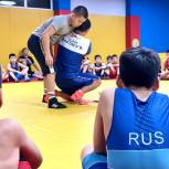 В Калмыкии «Единая Россия» организовала тренировки по спортивной борьбе
