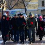 По всей стране «Единая Россия» почтила память Неизвестного Солдата