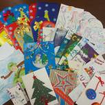 Сторонники «Единой России» вместе с жителями Невского района отправили более ста новогодних открыток в псковский гарнизон