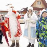В микрорайонах Горно-Алтайска проходят детские новогодние праздники