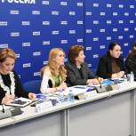 Помощь семьям мобилизованных, женщинам-предпринимателям, работа с НКО: партпроект «Женское движение Единой России» определил планы на 2023 год