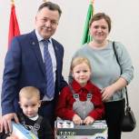 В Челябинской области продолжается благотворительная акция "Елка желаний"
