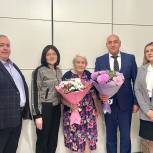 Партийцы поздравили с 95-летием жительницу Когалыма