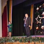 В Абинском районе продолжаются новогодние представления