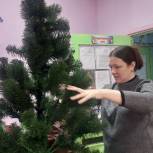 «Единая Россия» подарила новогоднюю елку детскому саду в Читинском районе