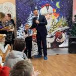 Олег Садовских присоединился к благотворительной акции «Снеговики-добряки»