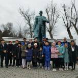 Чеченские школьники посетили памятные места Великой Отечественной войны