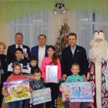 Депутат Госдумы Никита Чаплин поздравил детей Донбасса с наступающим Новым годом
