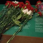 В Кильмези в память погибших участников СВО установили Парты Героя