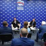 Андрей Турчак: «Единая Россия» продолжит гуманитарную миссию в Мариуполе