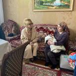 Депутат Асият Алиева навестила семьи участников СВО из Дербентского района
