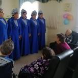 «Эстафета добрых дел» в честь дня рождения «Единой России» прошла в Новошахтинске