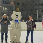 В день 21-летия «Единой России» партийцы открыли хоккейный сезон среди дворовых команд Московского района