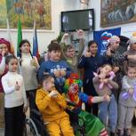 Единороссы Кизляра организовали праздник для детей с особенностями развития