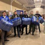 Активисты «Единой России» доставили из Москвы в ДНР более 20 тонн груза