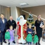 В Видяево поздравили детей участников СВО с Новым годом