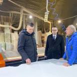 Депутат «Единой России» посетил химкинскую бильярдную фабрику