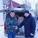 Партийный актив Кировского района  доставил груз помощи бойцам