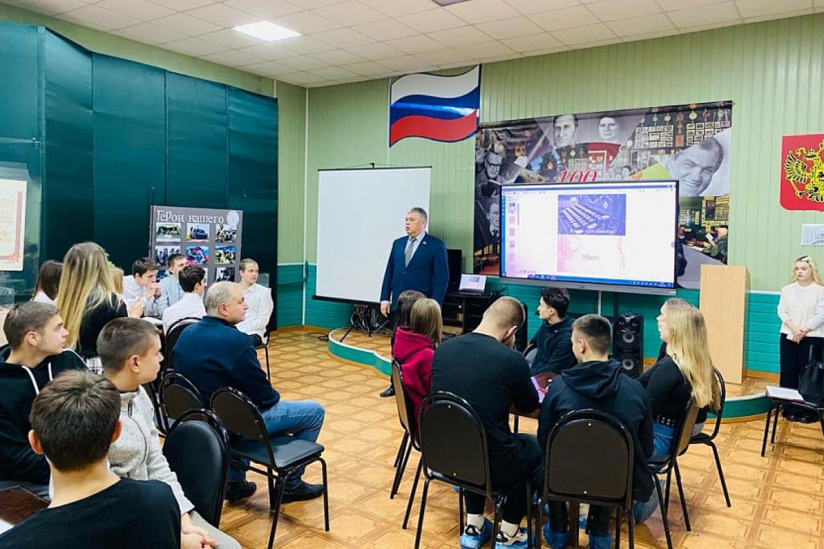Алексей Марьин поддержал инициативу молодых парламентариев Сердобского района